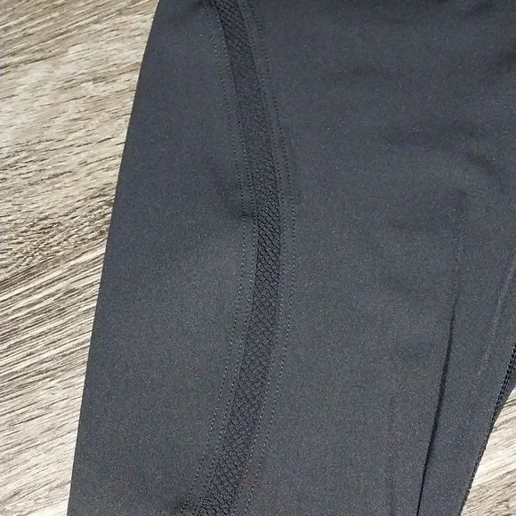 Savage x Fenty Leggings & Sports Bra - Picture 4 of 4